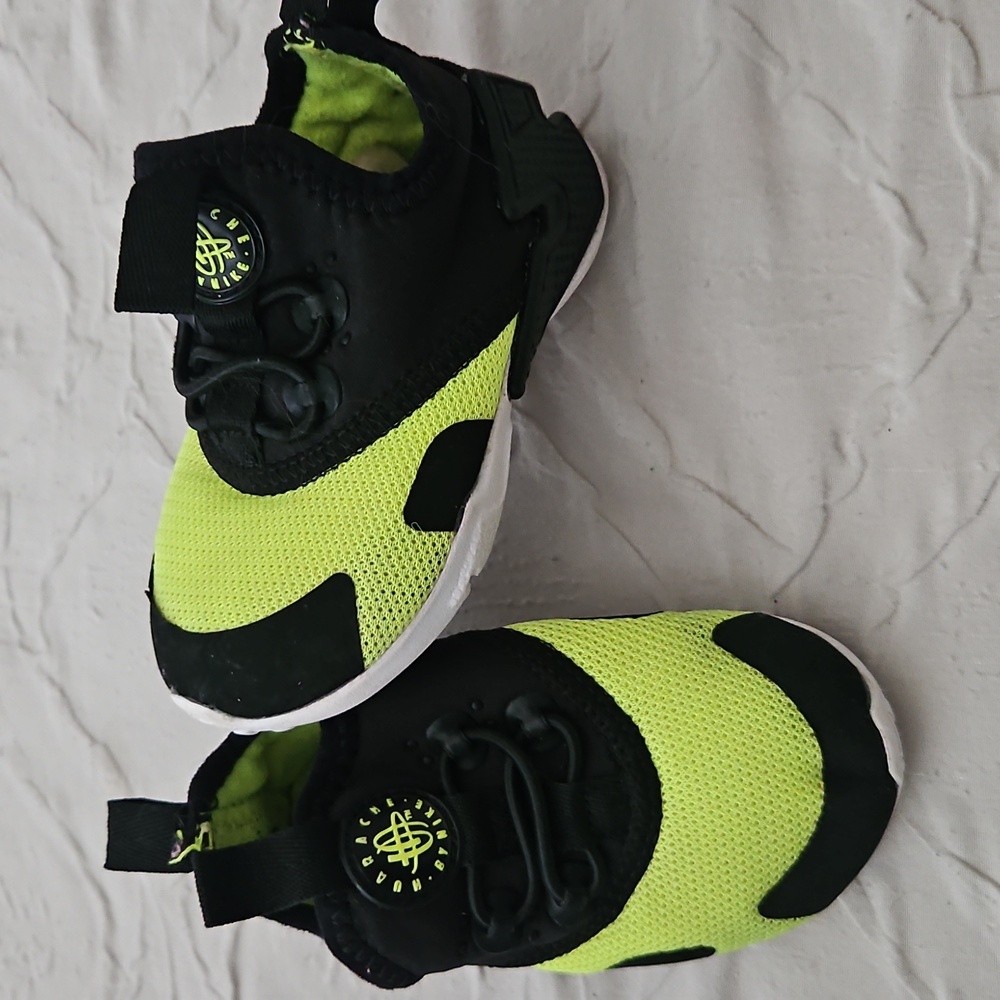 Nike Huaraches Baby Shoes Size 4C